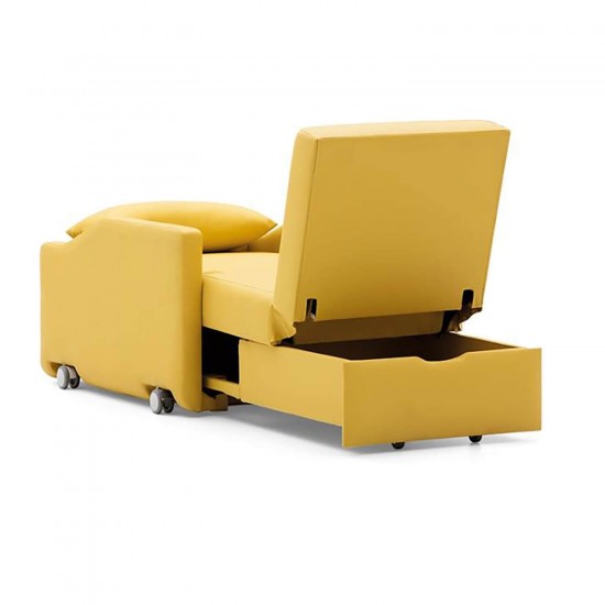 Attendant Couch with Castors