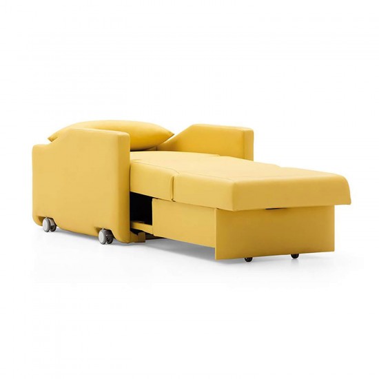Attendant Couch with Castors