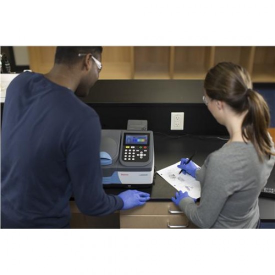 GENESYS 30 VIS Spectrophotometer, 100-240V